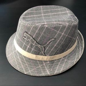 PUMA hat NWOT L/XL